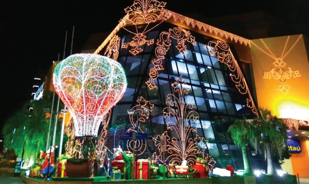 A magia das fachadas iluminadas